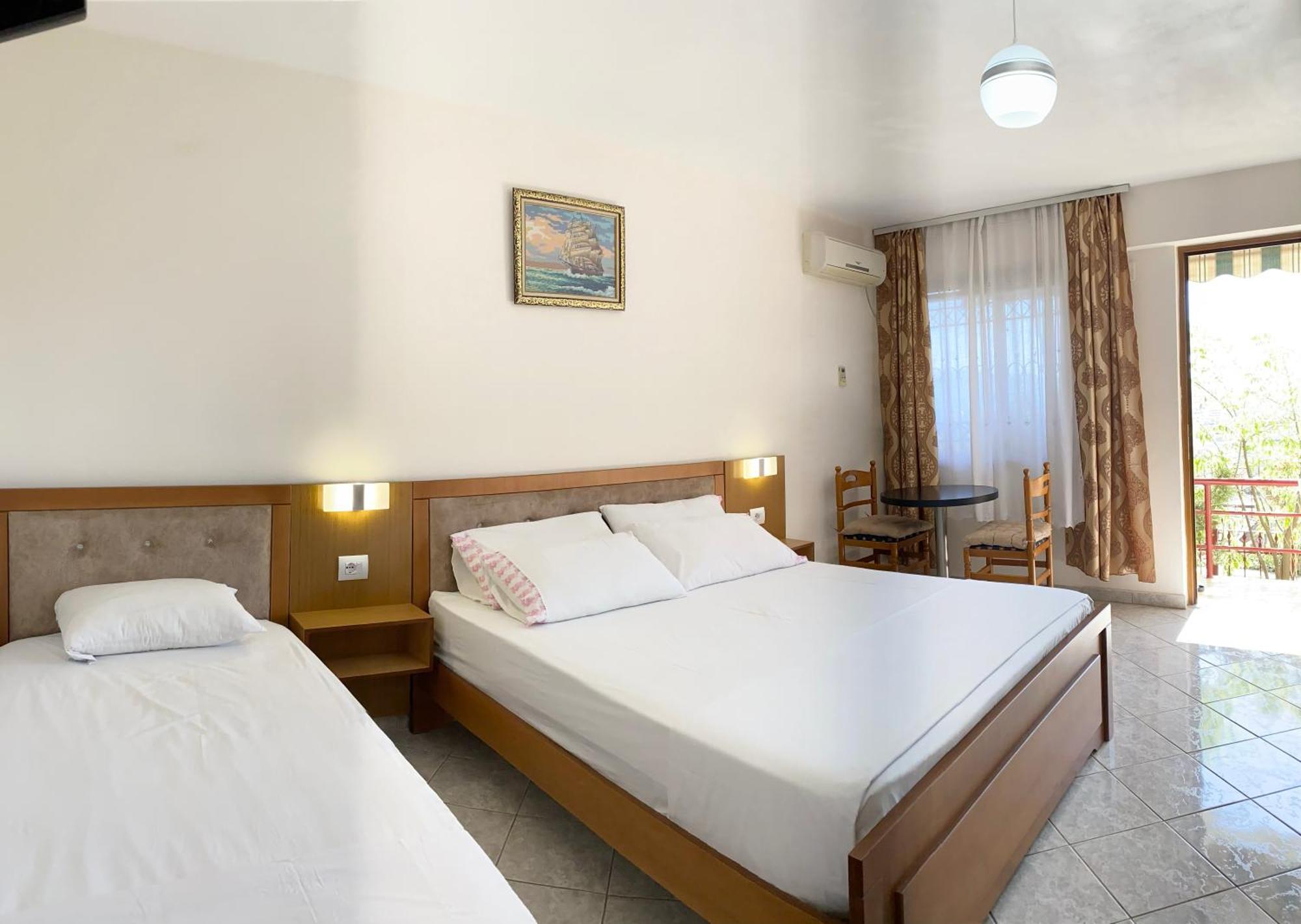 Vila Yasmin 38 Sarandë Exterior foto