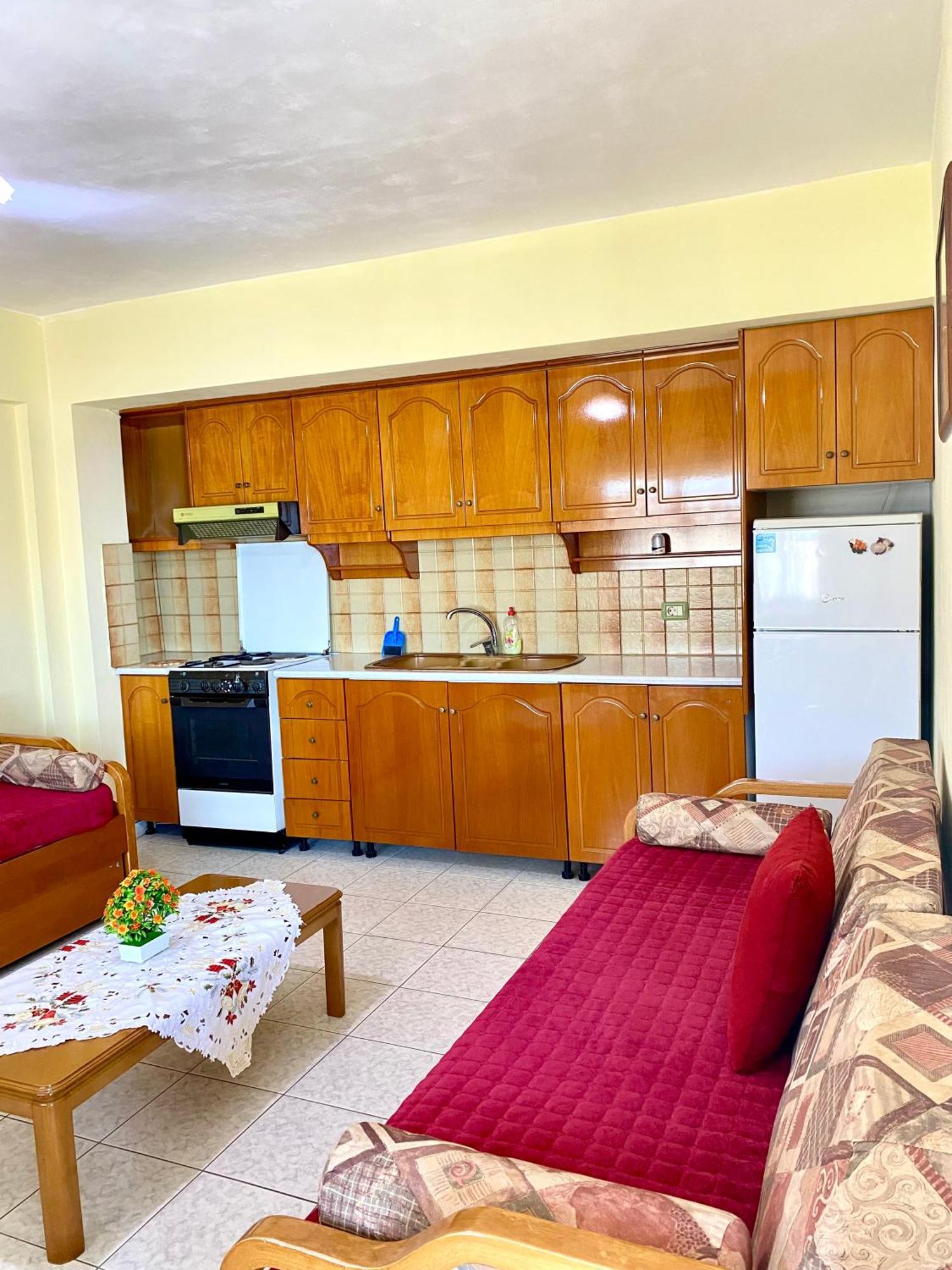 Vila Yasmin 38 Sarandë Exterior foto